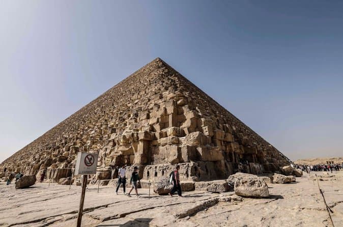 Discover Cairo: Pyramids Of Giza And The Sphinx