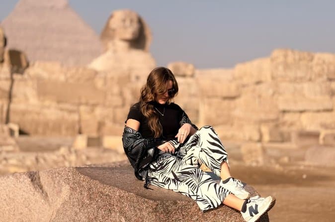 Private Giza Pyramids, Sphinx & Grand Egyptian Museum Tour
