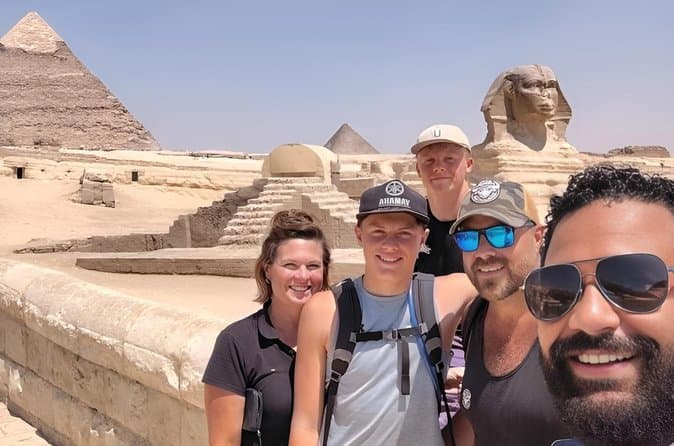 Saqqara Memphis and Dahshur Pyramids Day Tour VIP