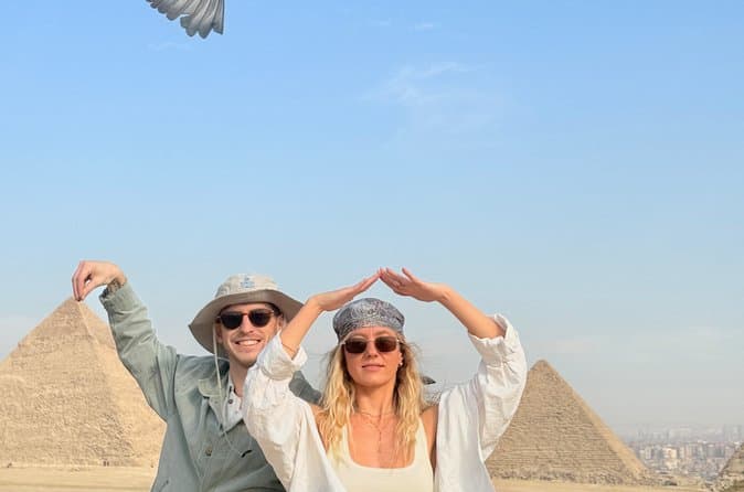 Private Giza Pyramids Tour with Guide,Inside Pyramid & Free Lunch