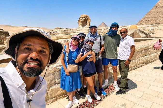 Private Giza Pyramids, Citadel & Historic Mosques Tour