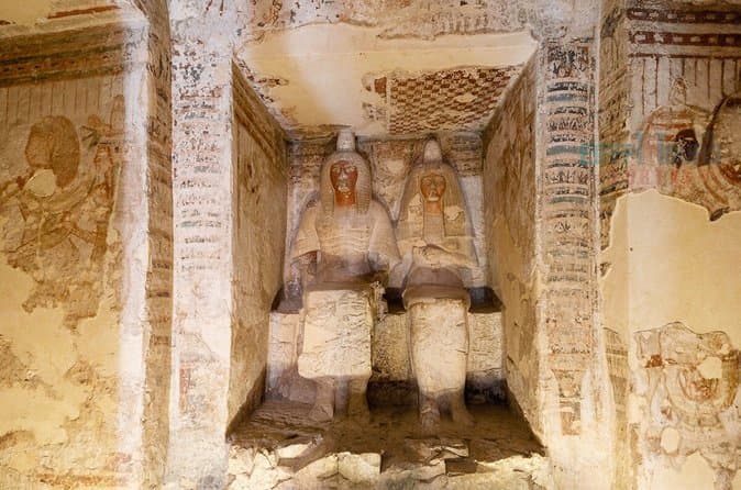 Medinat Habu and Deir el-Medina Hidden Gems Tour in Luxor
