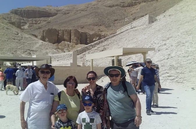 Discover Luxor’s West Bank: Kings, Hatshepsut , Habu