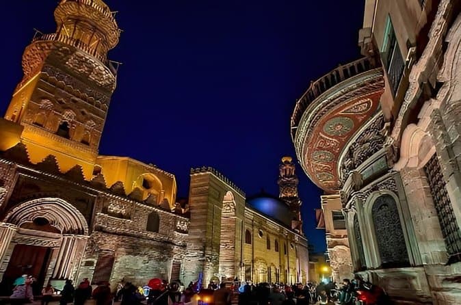 Walk Through History Al Muizz Street To Khan El Khalili