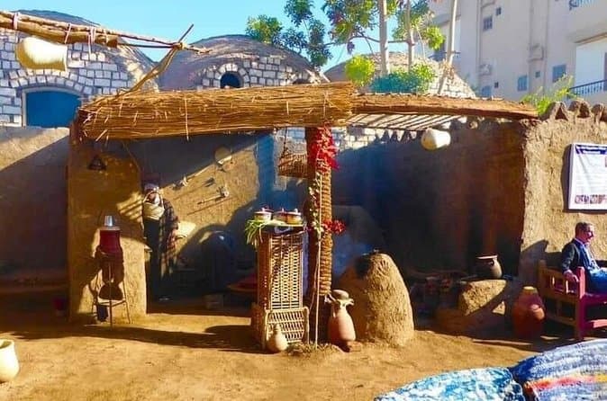 Full-Day West Bank Tour with Egyptian Home Lunch & Church Visit