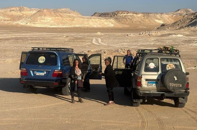 Private 3-Day White Desert & Bahariya Oasis Adventure from Luxor