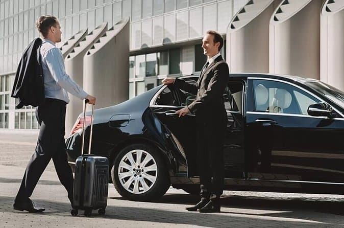 Private Luxor to Hurghada Transfer by Air-Conditioned Vehicle