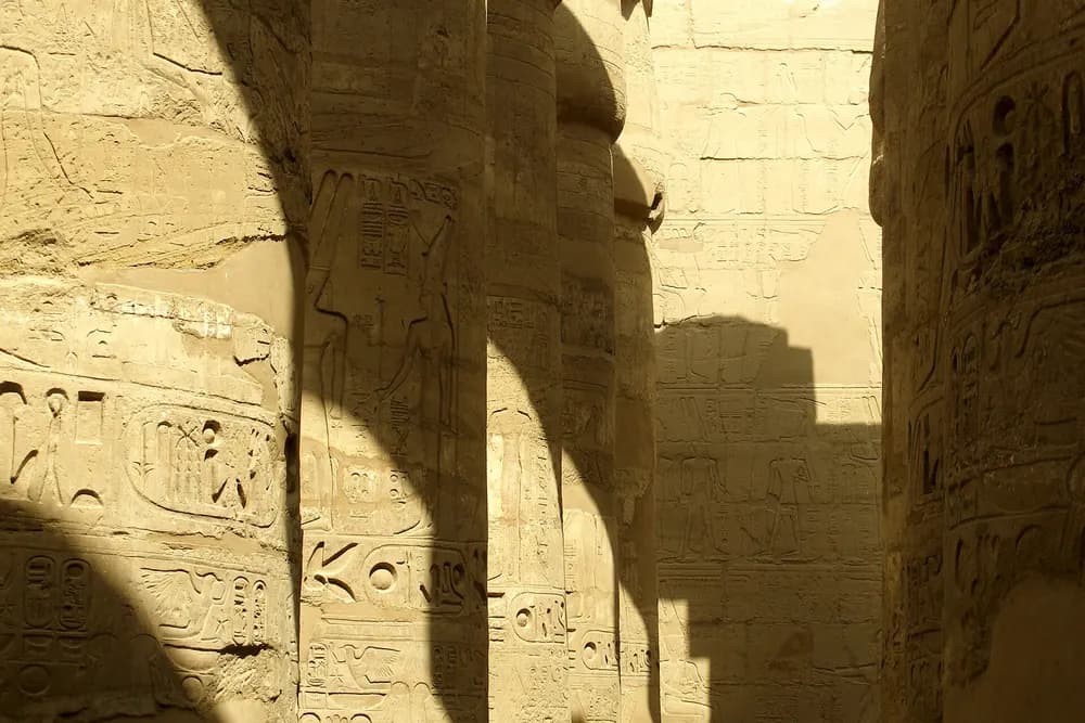 Tour to Giza pyramids & Egyptian museum from Alexandria by car