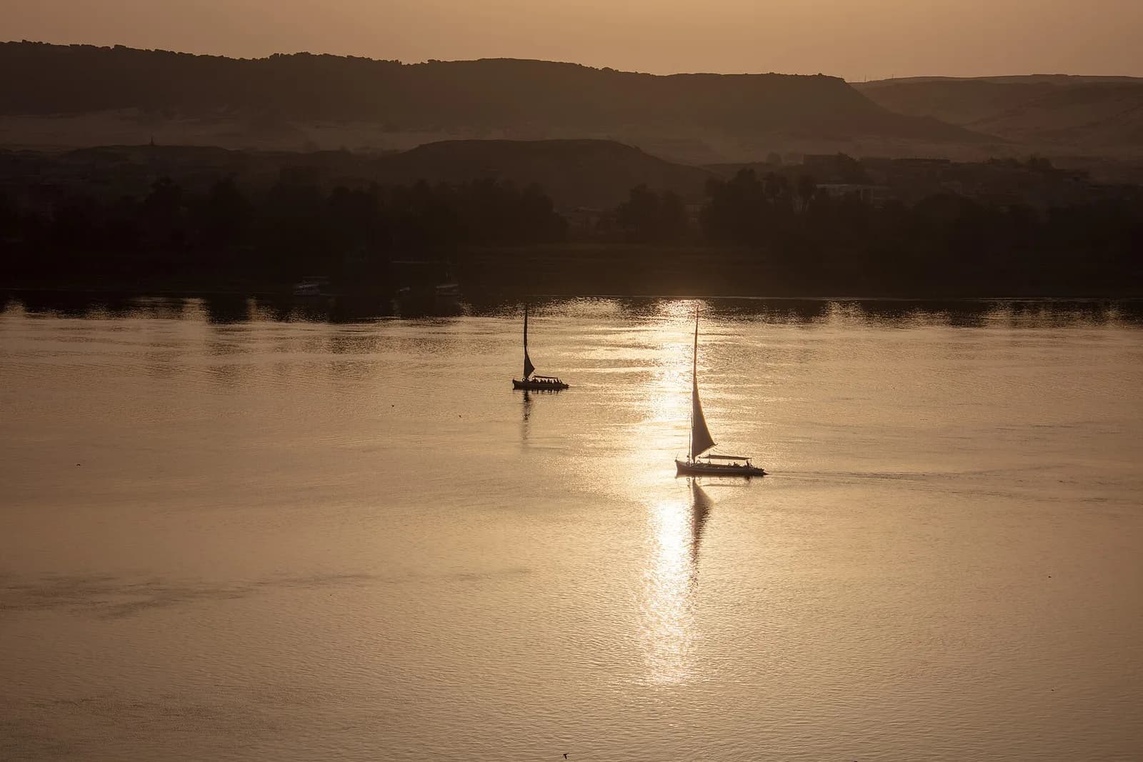 Egypt Honeymoon Itinerary: A Romantic 10 Days on the Nile & Red Sea