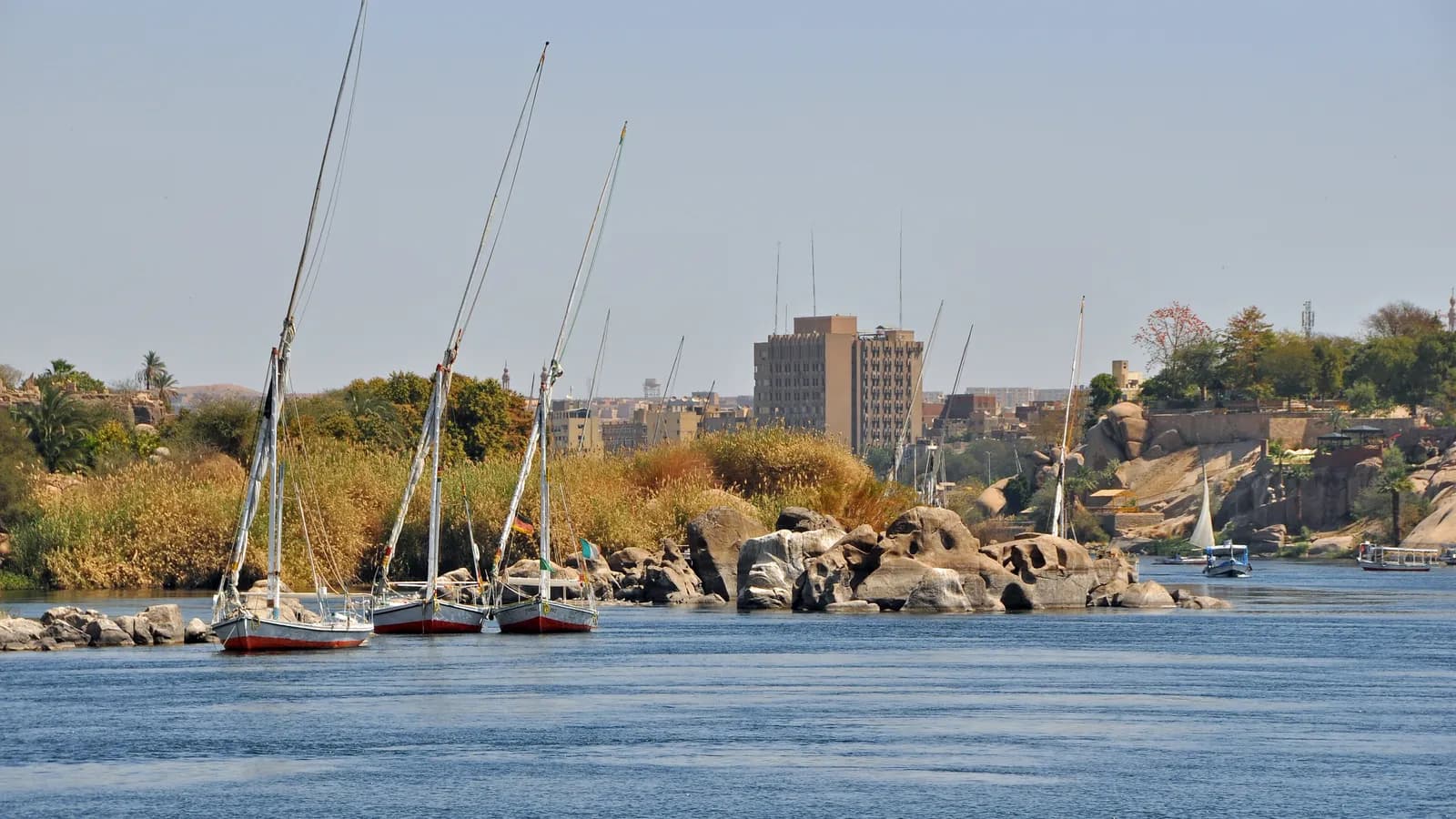 Felucca Rides in Egypt: Sailing the Nile the Old Way (2026)
