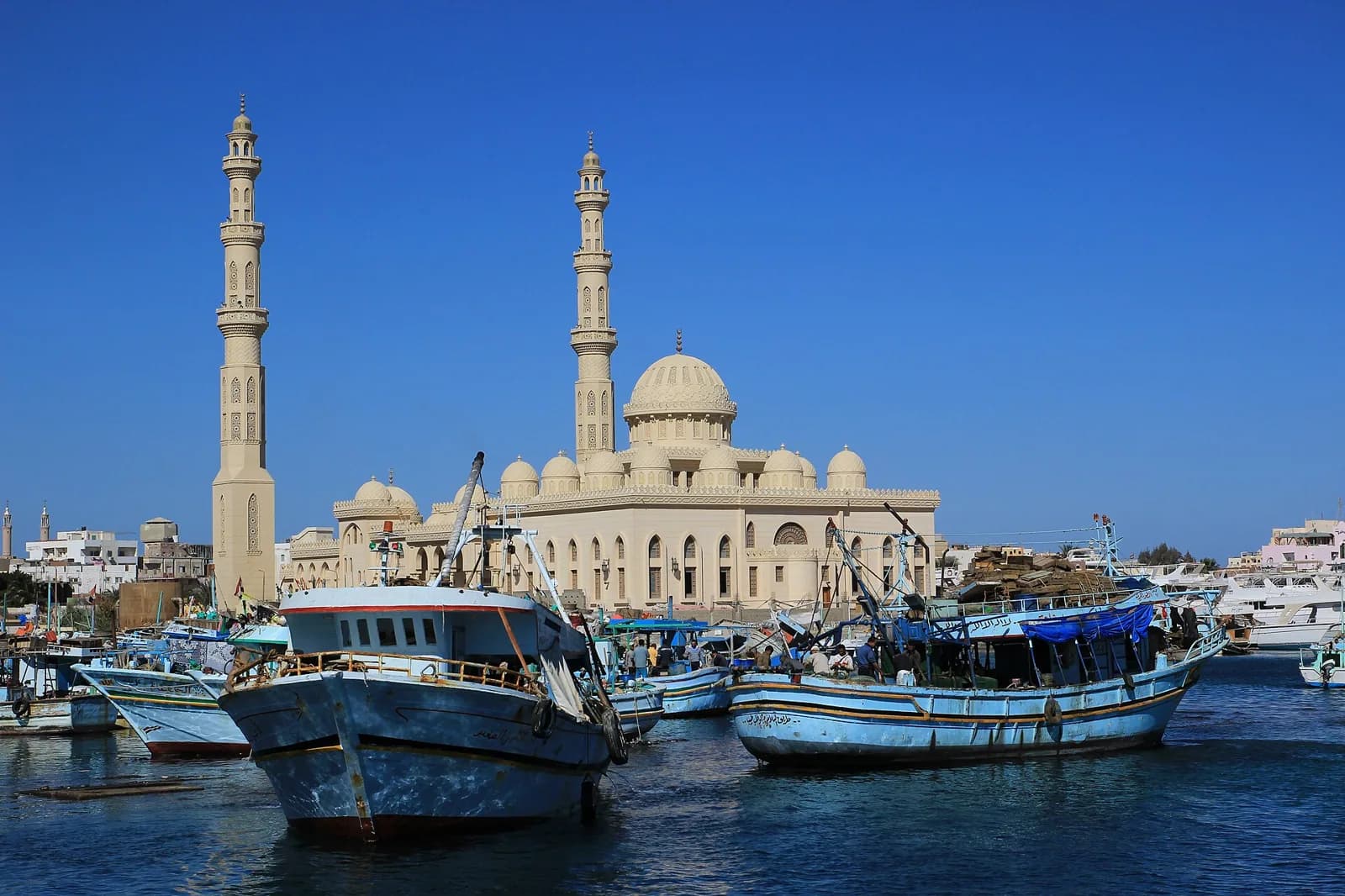 Hurghada Airport Transfers (2026): Options, Prices & How to Book