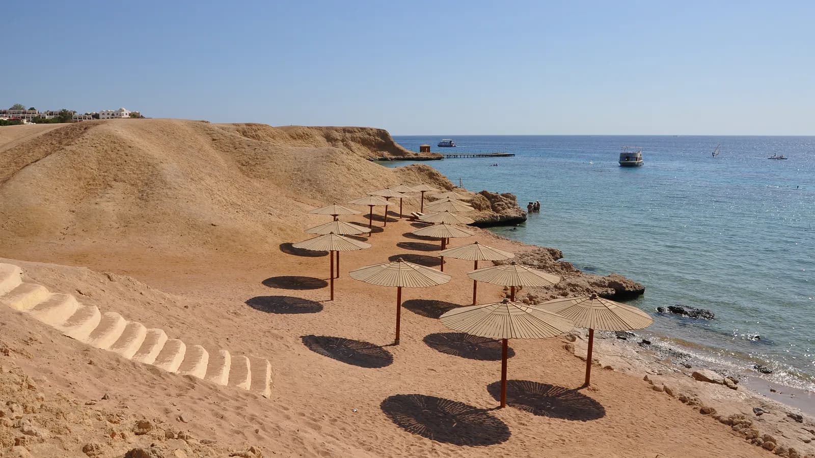 Naama Bay, Sharm el-Sheikh: dónde alojarse y qué hacer