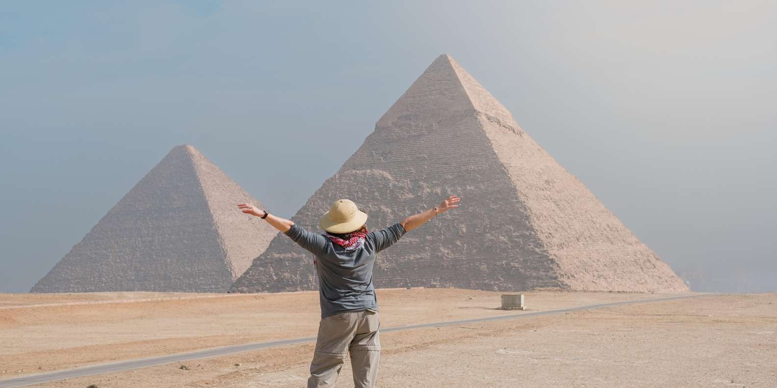 Cairo: Pyramids and Sphinx Tour with River Nile Felucca Ride