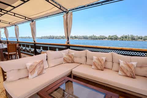 From Aswan: 2-Nights boutique Dahabiya Nile Cruise to Luxor