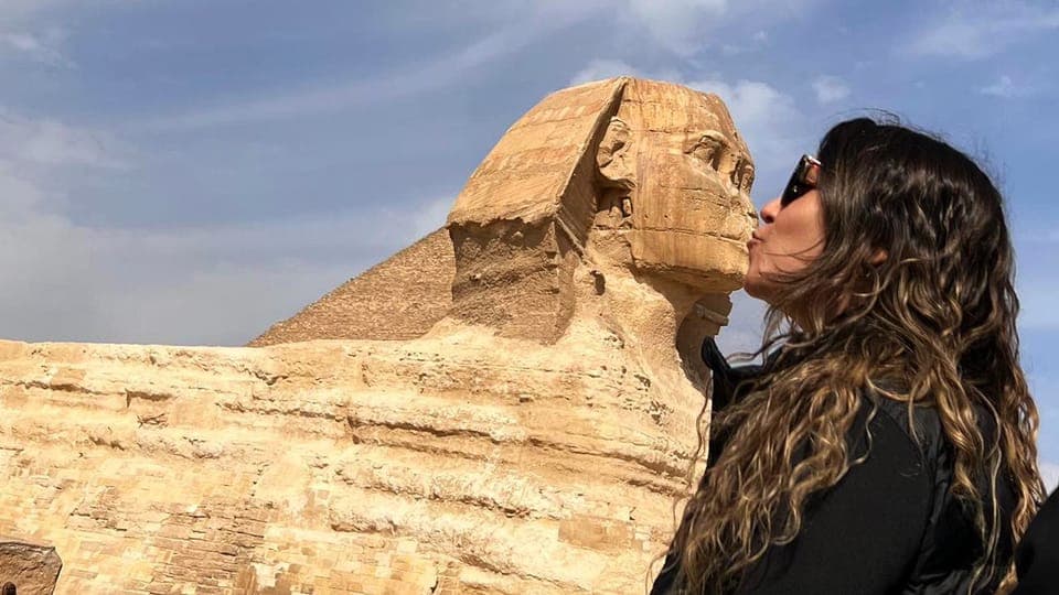 Cairo: Giza Pyramids, Sakkara Pyramid Private Tour w. Lunch