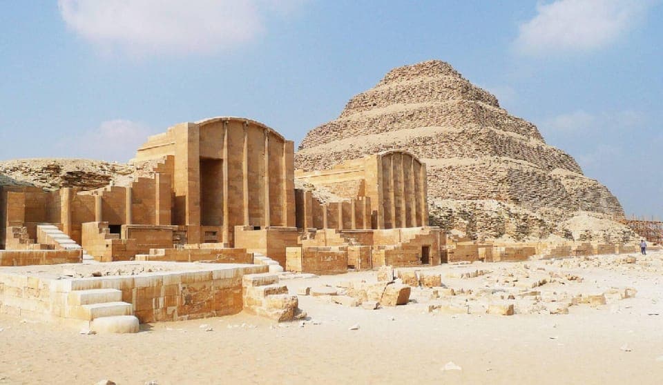 Cairo: Sakkara, Memphis & Dahshur Pyramids Trip