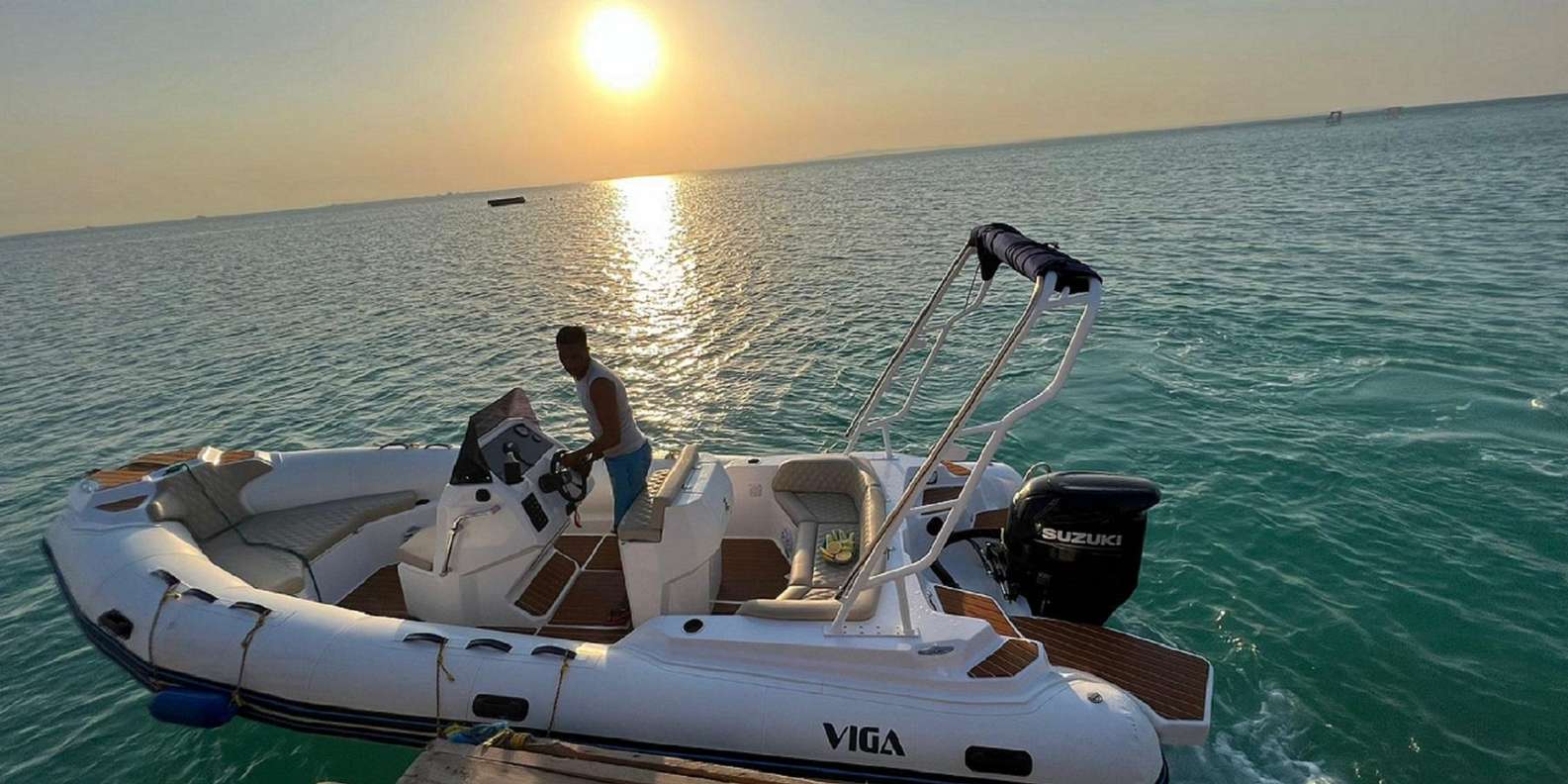 Hurghada: Private Speedboat to Orange Bay and White Island
