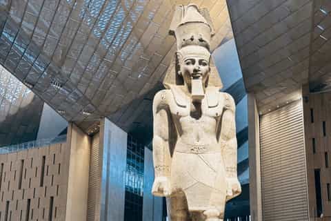 Hurghada to Cairo : Pyramids & Grand Egyptian Museum by bus