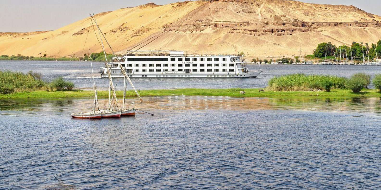 From Aswan: 4 Days Nile River Cruise with Guided Tours