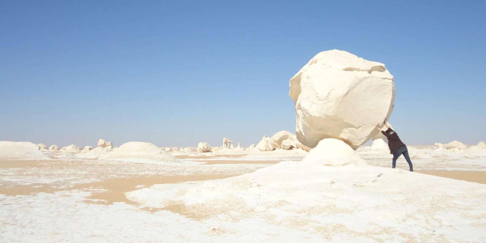 3 Days 2 Nights Visit White Desert & Bahariya From Cairo