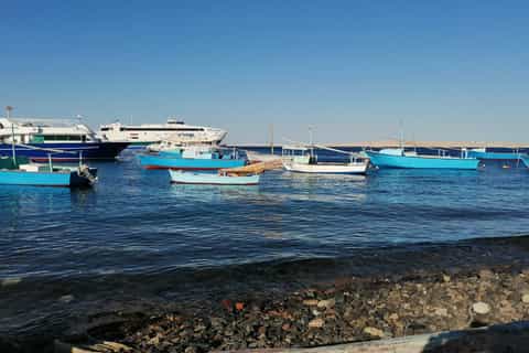 Hurghada: Private Limo with Private Guide City Tour