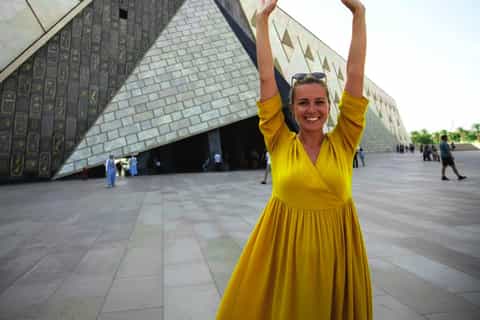 Cairo: Grand Egyptian Museum Female Guided Tour with Transfr