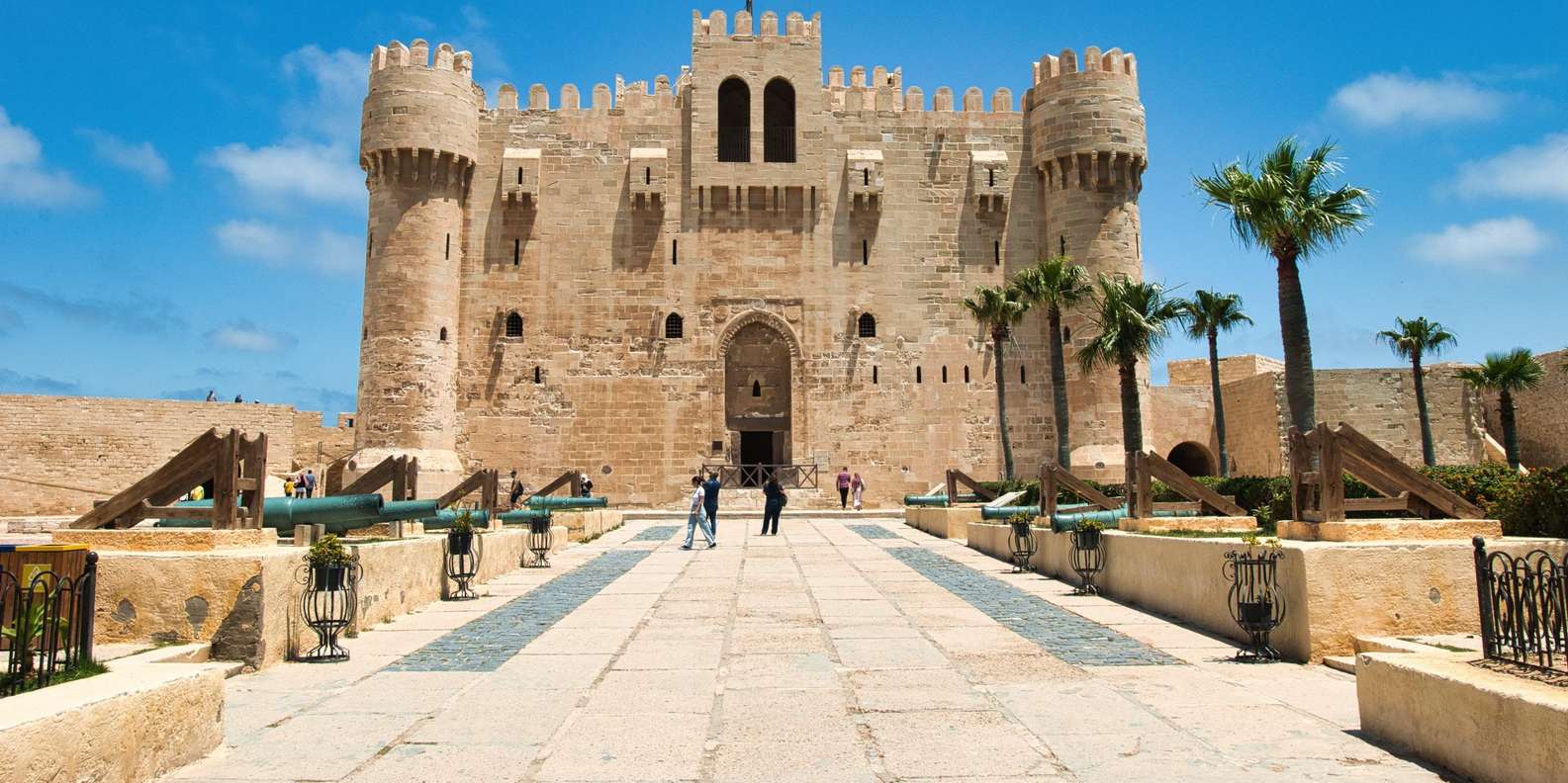 From Cairo: Historical Alexandria Shared Day Tour with Lunch