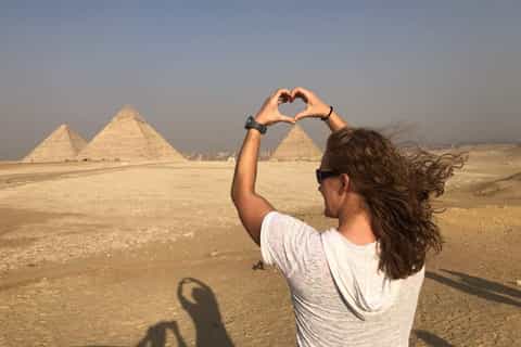 Hurghada: 2 Day Tour to Cairo by Air with Accommodation