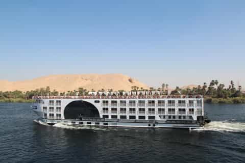 From Cairo: 4-Day Nile Cruise to Luxor with Balloon Flight