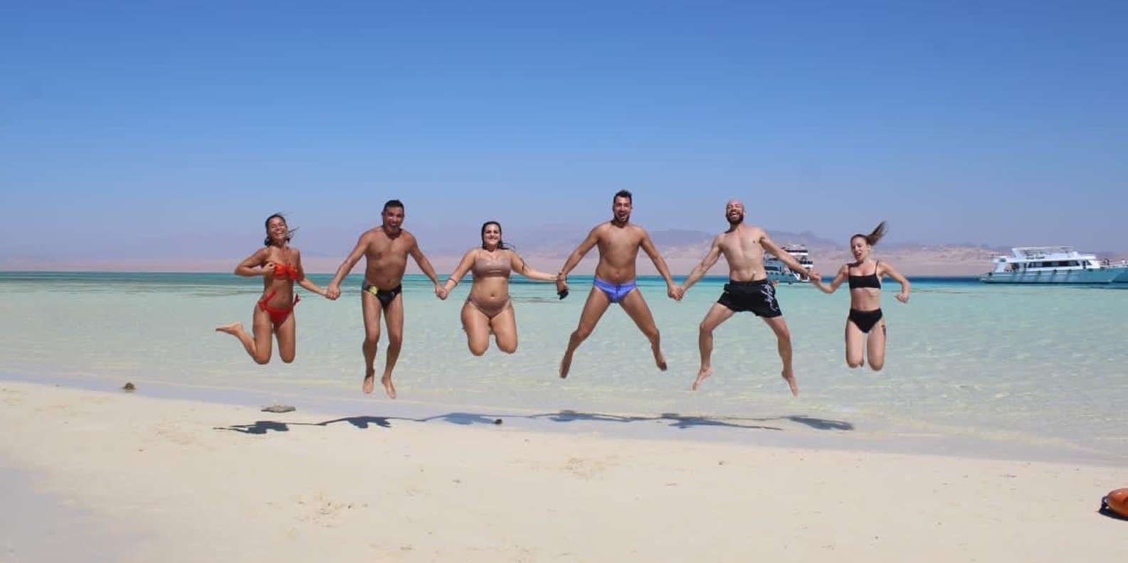 Hurghada: Orange Bay Snorkeling cruise and optional diving