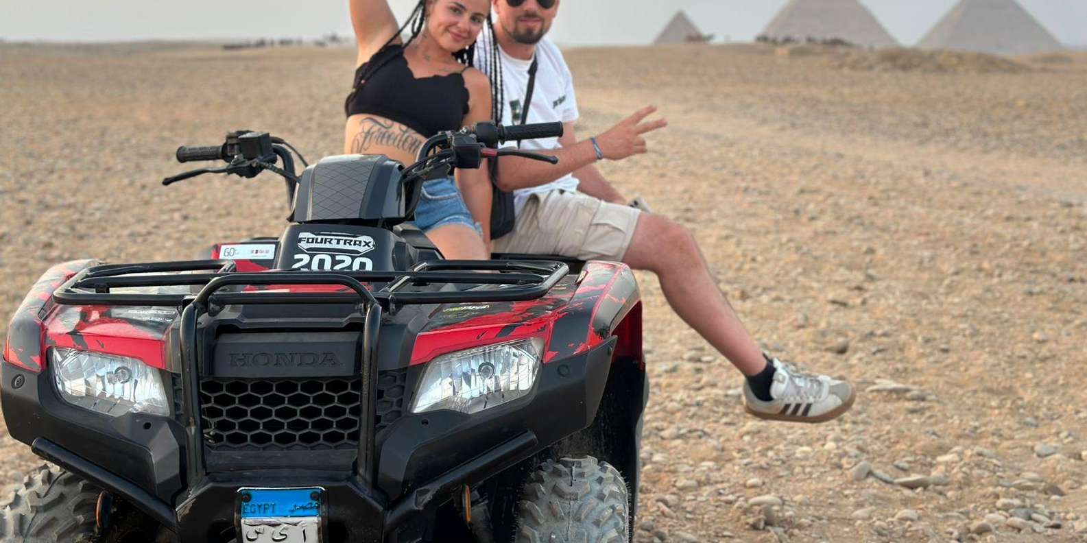 Alexandria Port: Giza Pyramids, Museum & Desert Quad Tour