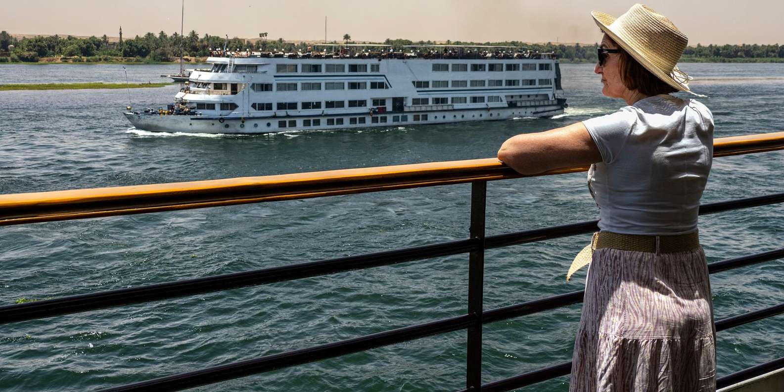 From Luxor: 6-Day Nile Cruise to Aswan with Hot Air Balloon