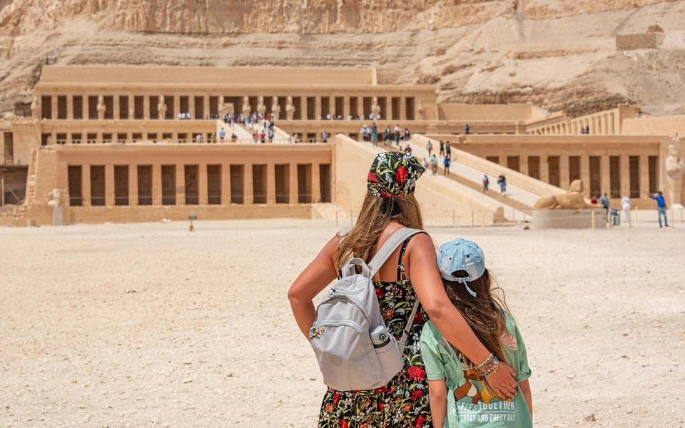 From Hurghada: Luxor Tailor Made Private Tour with Guide