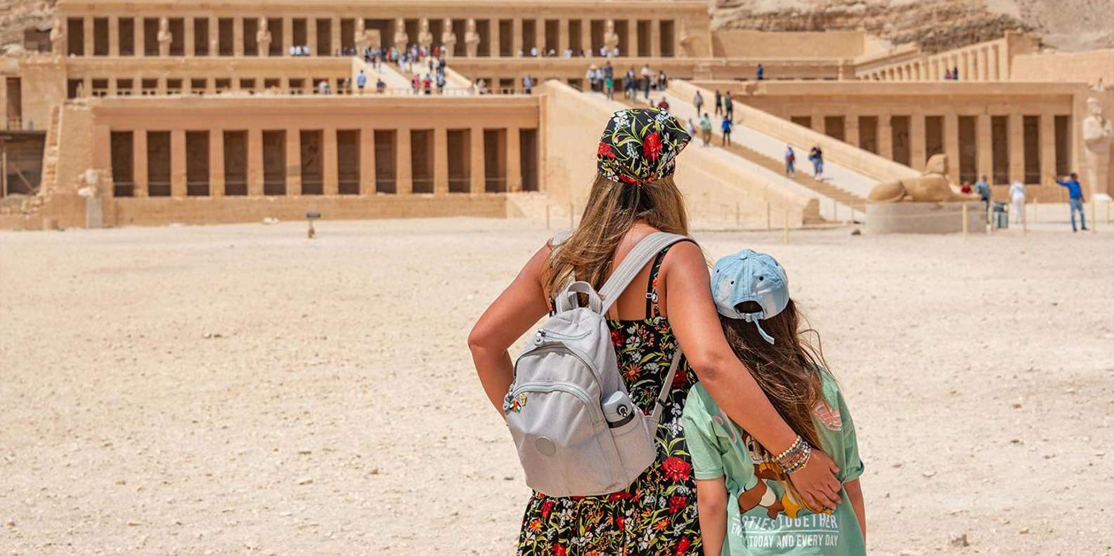 From Hurghada: Luxor Tailor Made Private Tour with Guide