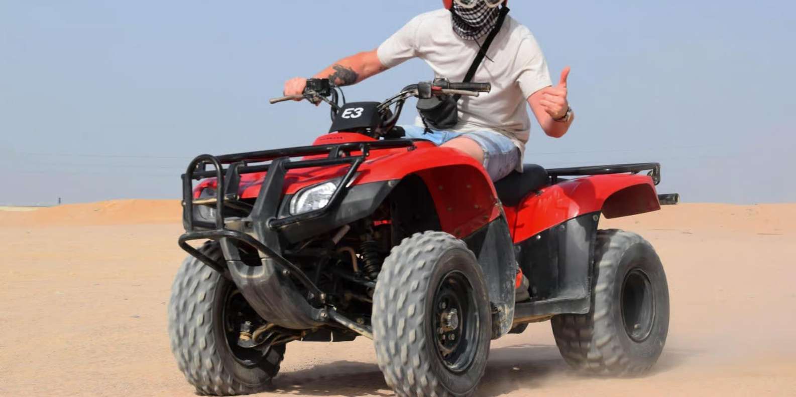 Hurghada: quad nel deserto, All-terrain vehicle, giro in cammello e BBQ opzionale