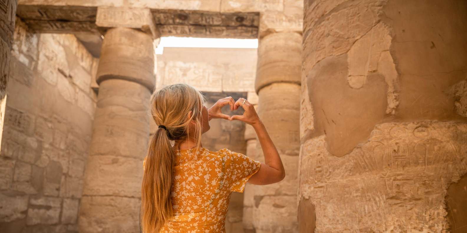Hurghada: Tour di 2 giorni a Luxor con hotel, mongolfiera e giro in barca