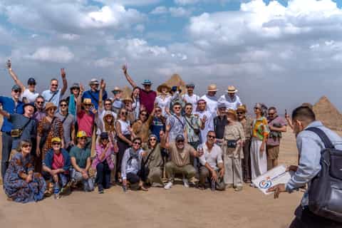 Cairo: Pyramids of Giza and The Sphinx Half Day Guided Tour