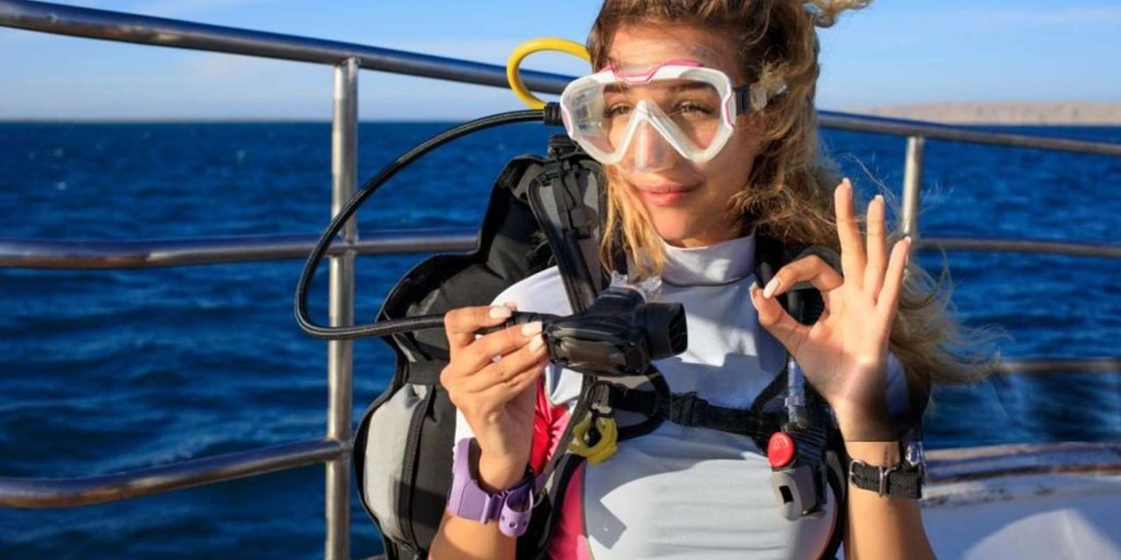 Hurghada: Snorkelling or Diving for Beginners & Certified