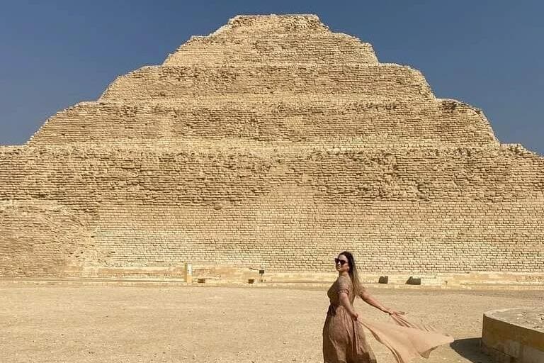 Private Day Tour Giza Pyramids and Memphis and Saqqara
