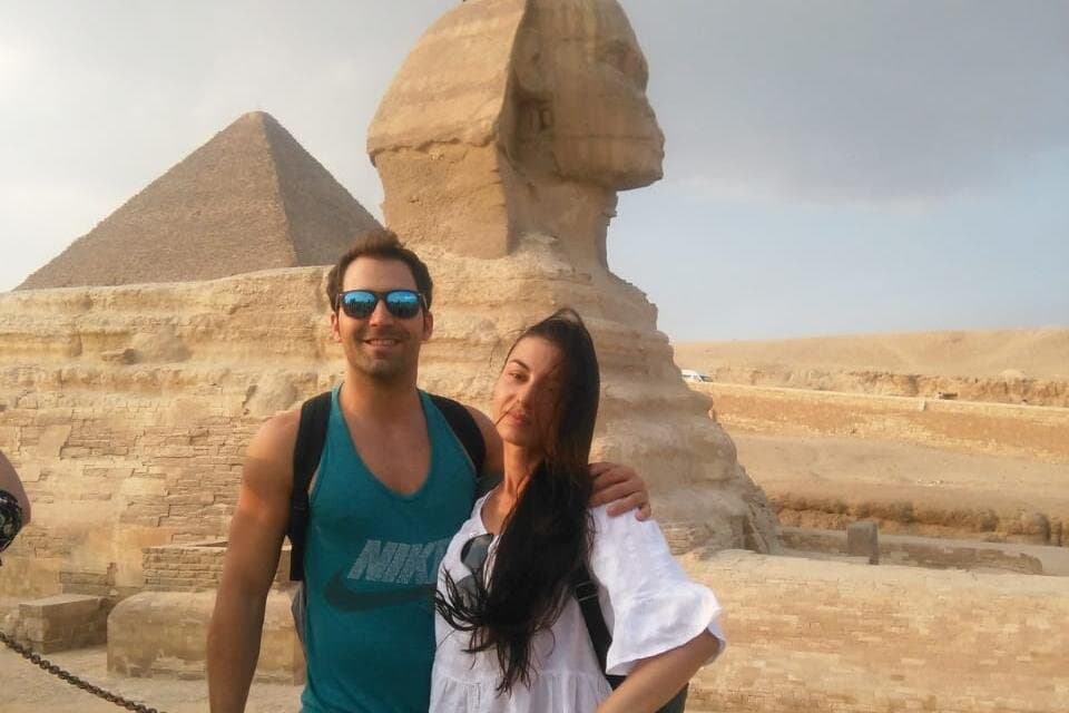Private Tour Giza pyramids ,Sphinx ,Camel Ride and Lunch