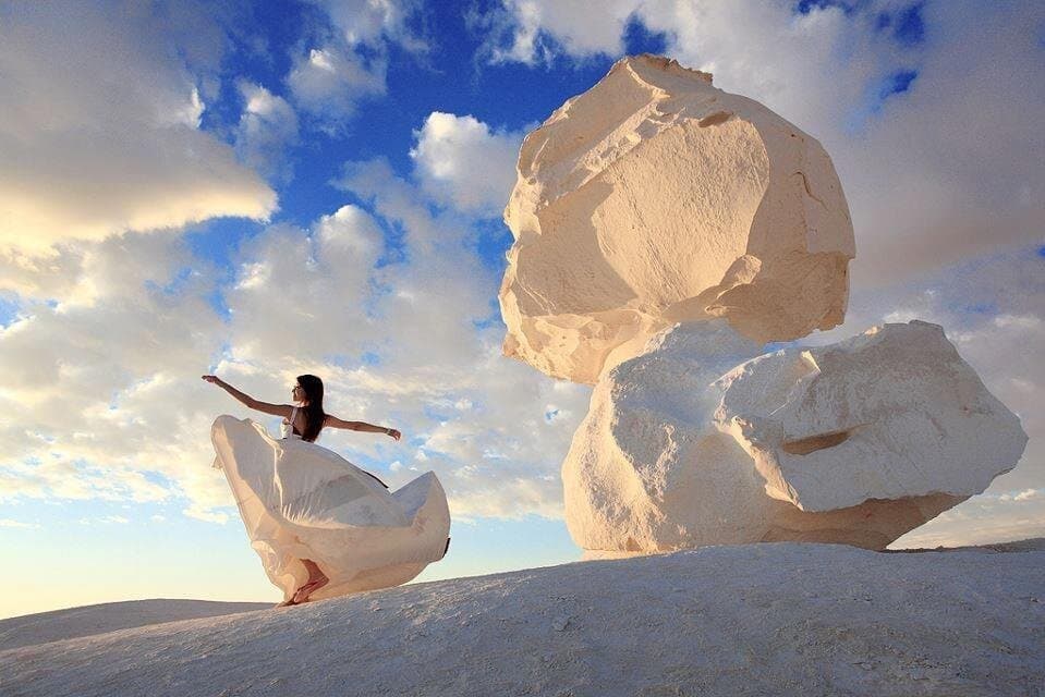 3-Day White Desert & Black Desert Tour from Cairo
