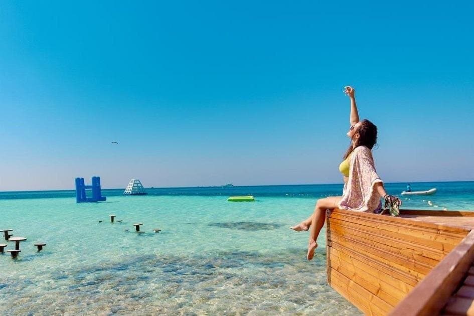 Cairo to Red Sea Private Full-Day Tour