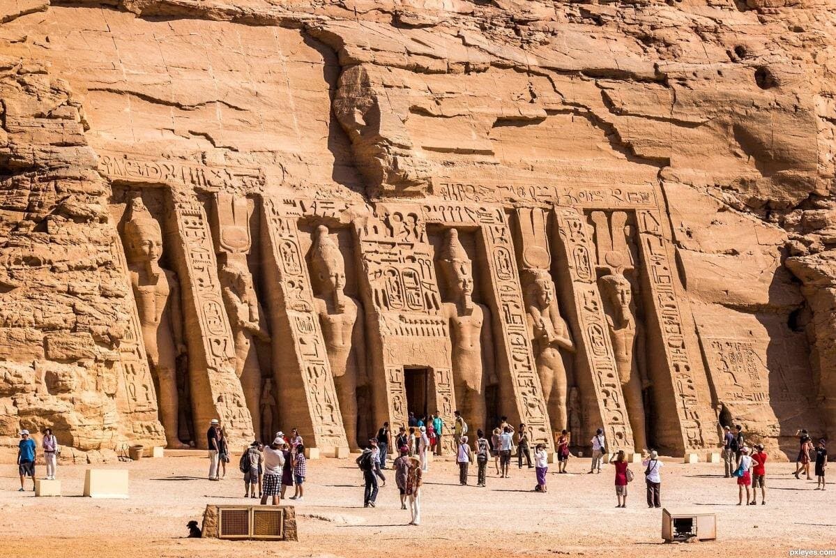 2 Days Tour from Luxor to Abu Simbel include admission& Lunch