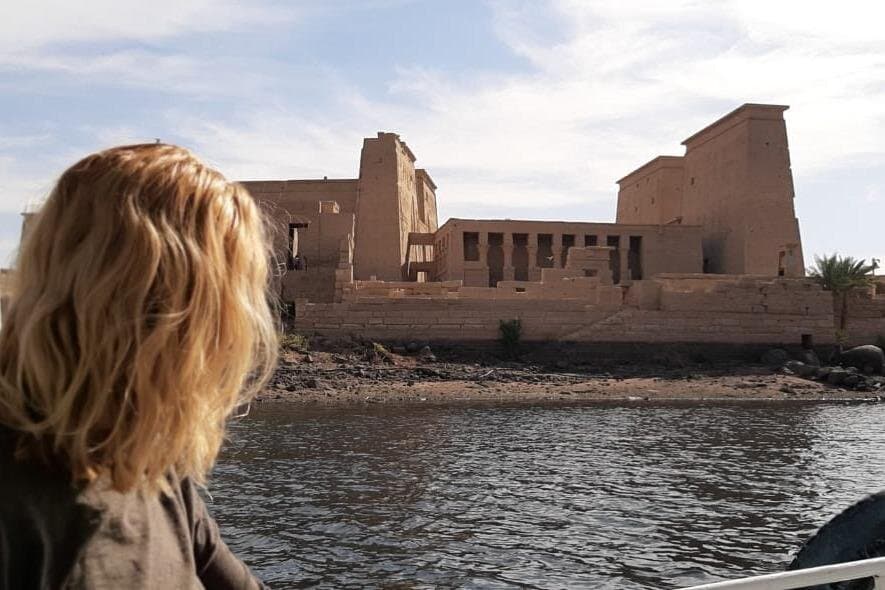 رحلة نيلية لمدة 4 أيام تبحر من أسوان إلى الأقصر وأبو سمبل.منطاد الهواء الساخن