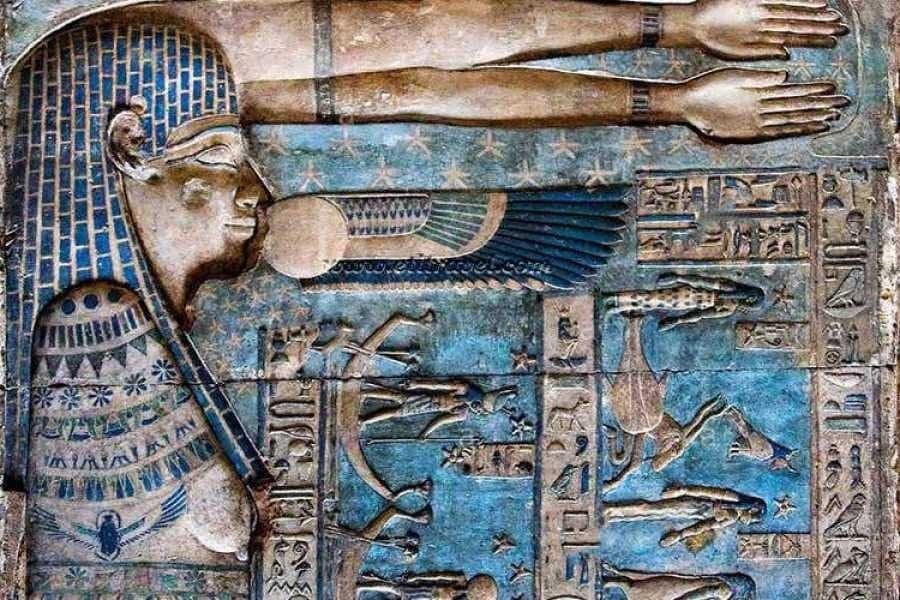Private Tour Besuchen Sie die Tempel Dendera und Abydos von Luxor aus
