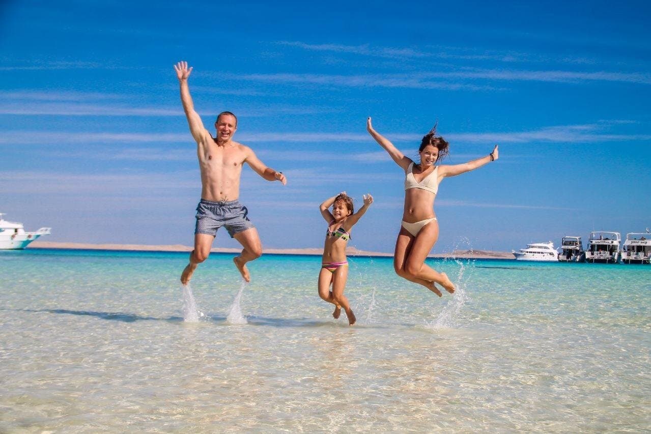 Ras Mohamed & White Island Boat Trip with Lunch - Sharm El Shiekh