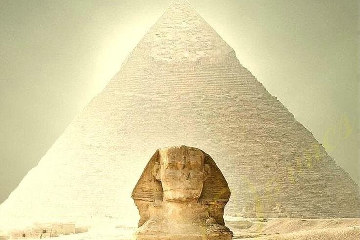 Full-Day Private Tour Giza Pyramids, Saqqara and Dahshur