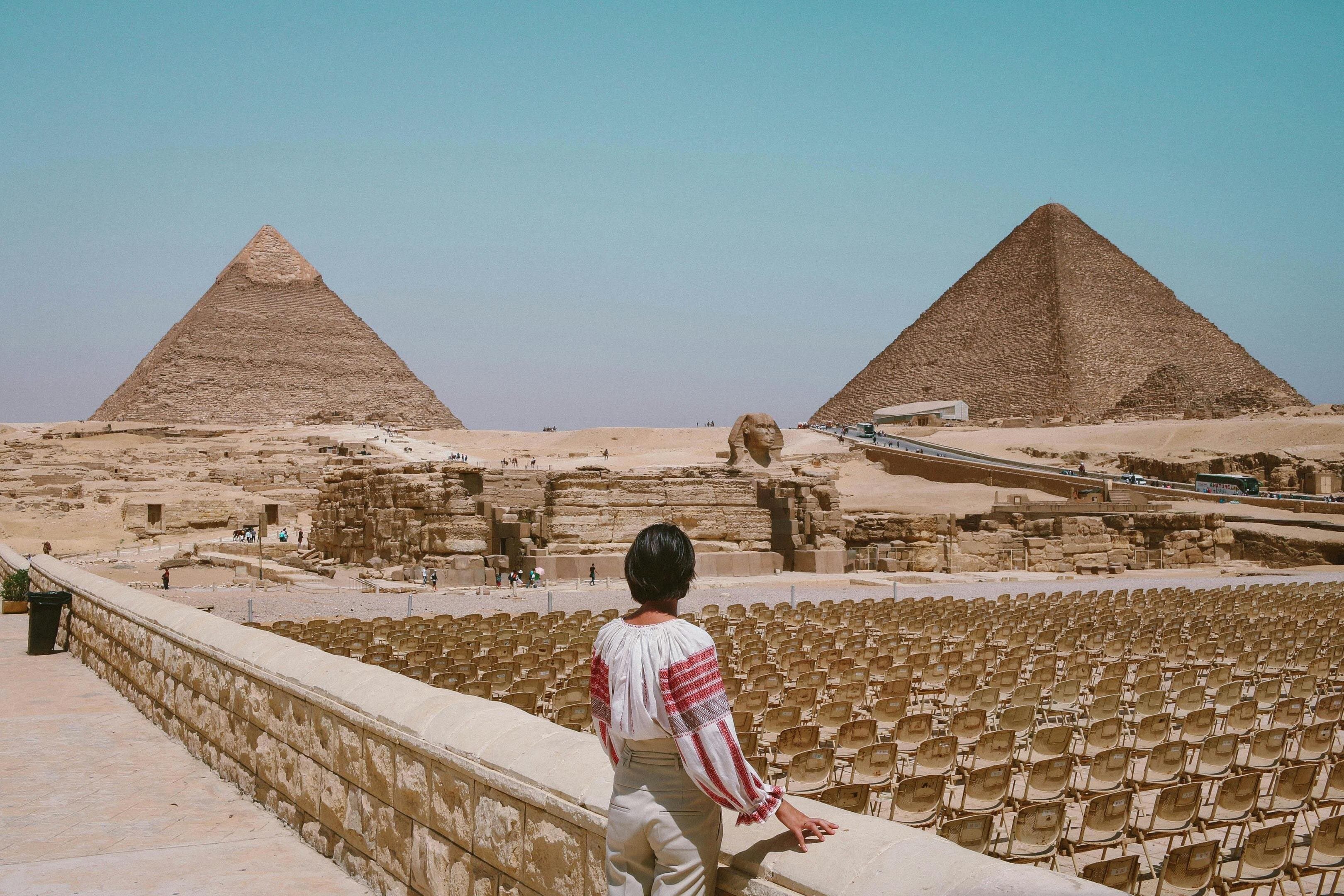 Pyramids and Sphinx Guided Tour with Private Transfer
