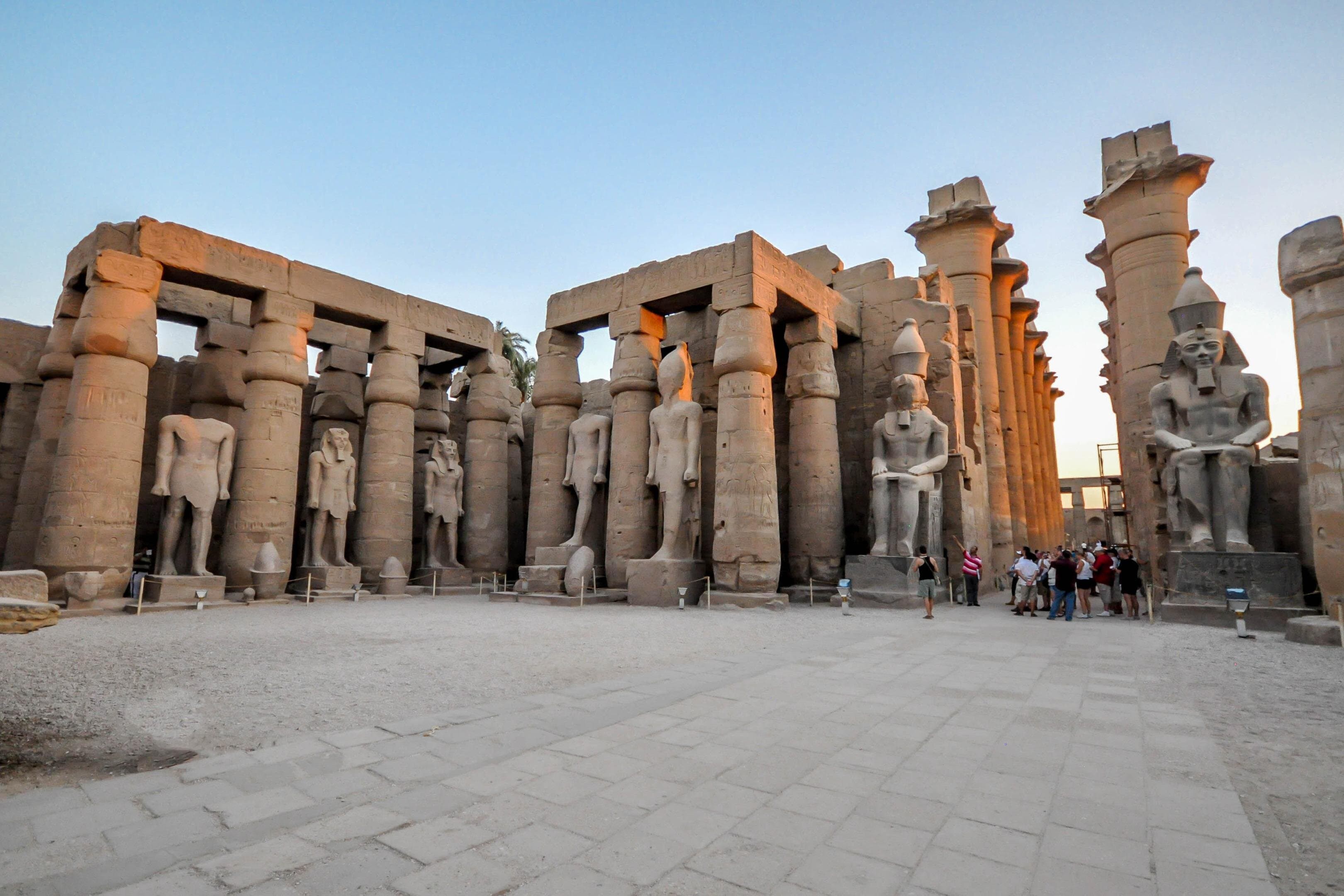 Private Full-Day Tour to the West and East Banks of Luxor