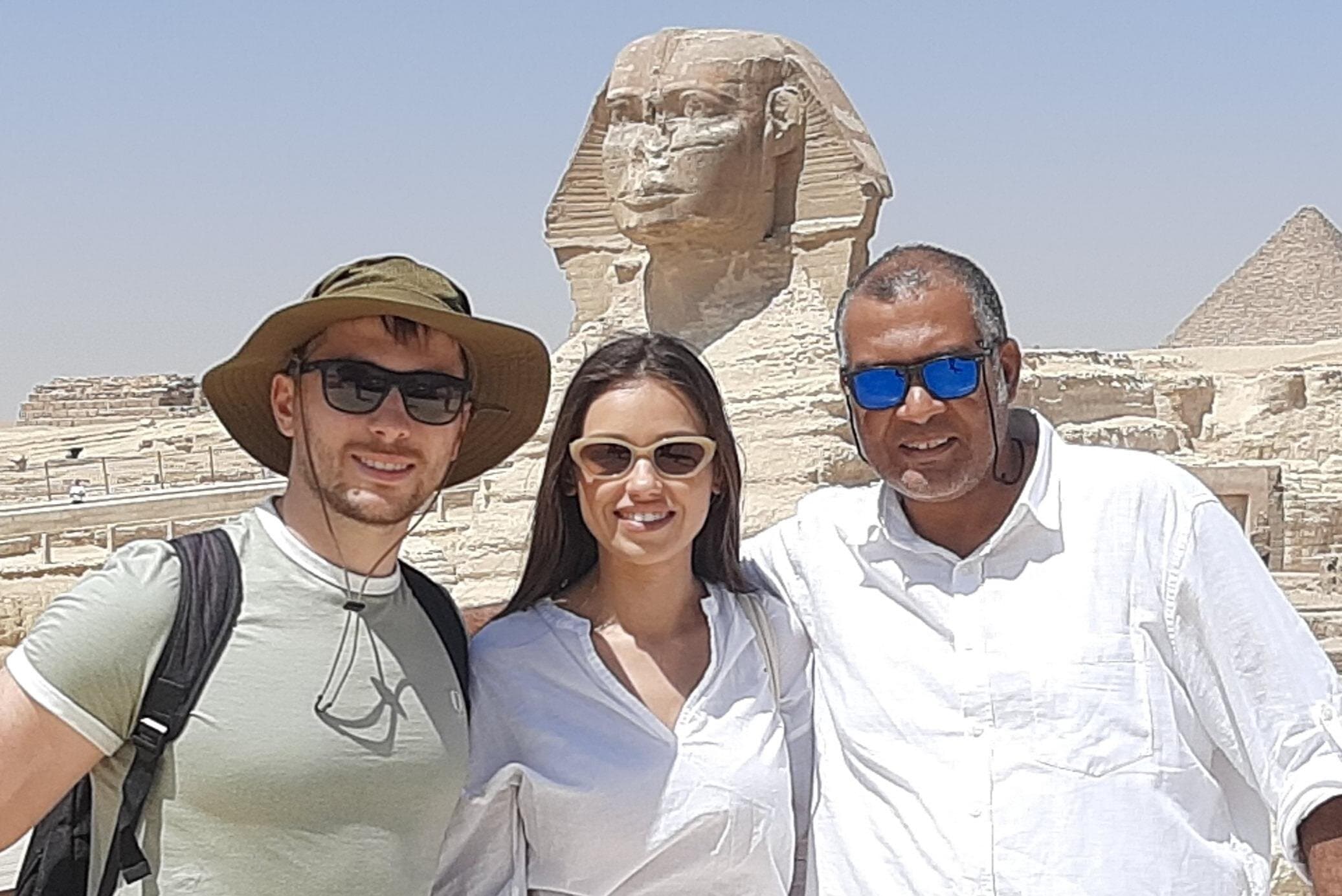 8-Hour Private Tour to Giza Pyramids, Memphis and Sakkara